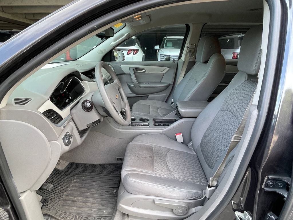 2017 Chevrolet Traverse LS