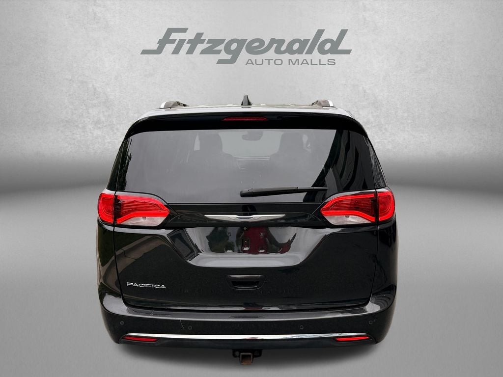 2017 Chrysler Pacifica Touring L Plus