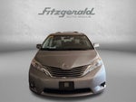 2017 Toyota Sienna XLE Premium 8 Passenger