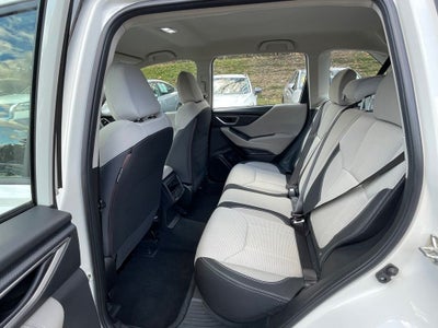 2022 Subaru Forester Base