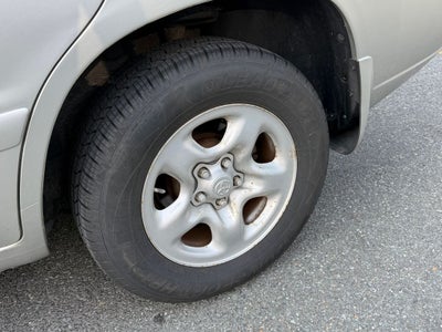 2005 Toyota Highlander Base