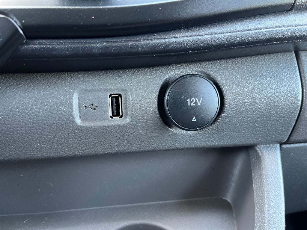 2023 Ford Transit Base