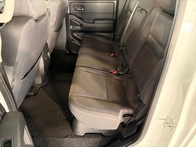 2022 Nissan Frontier SV