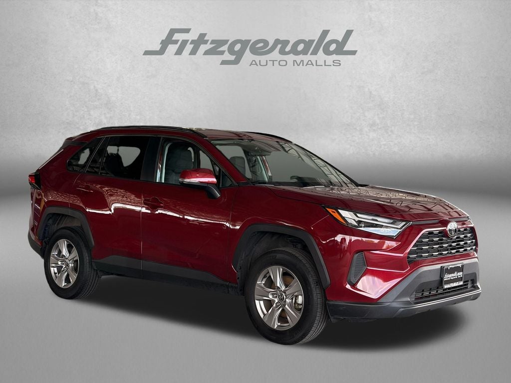 2025 Toyota RAV4 XLE
