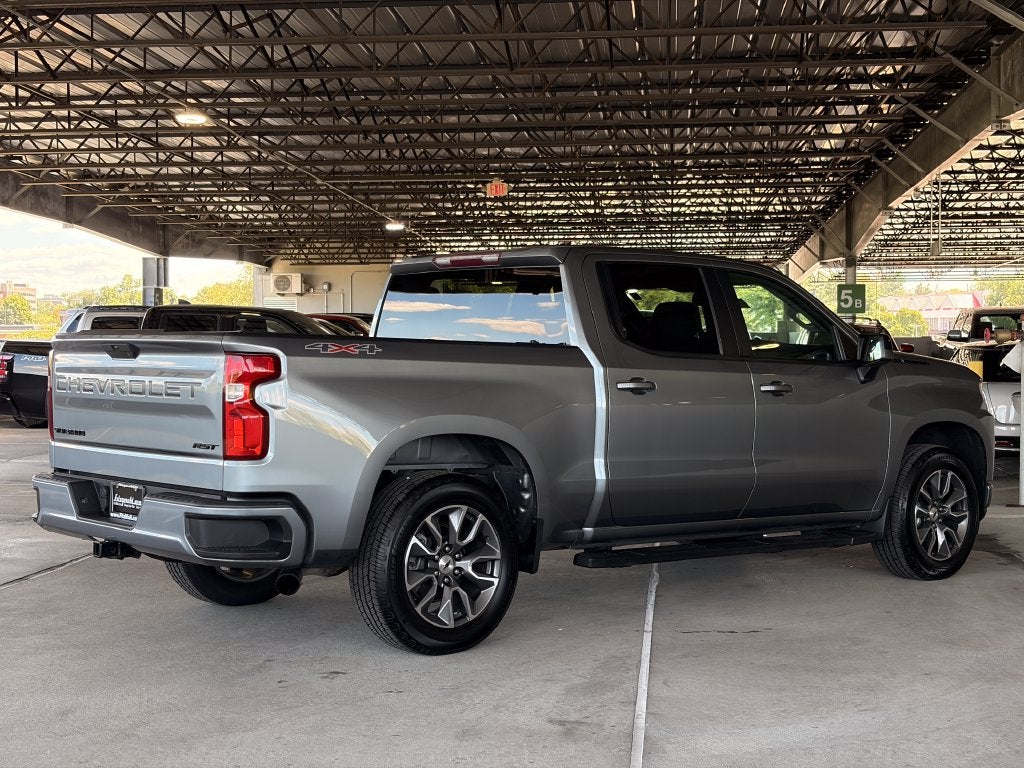 2020 Chevrolet Silverado RST