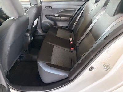 2023 Nissan Versa 1.6 SV