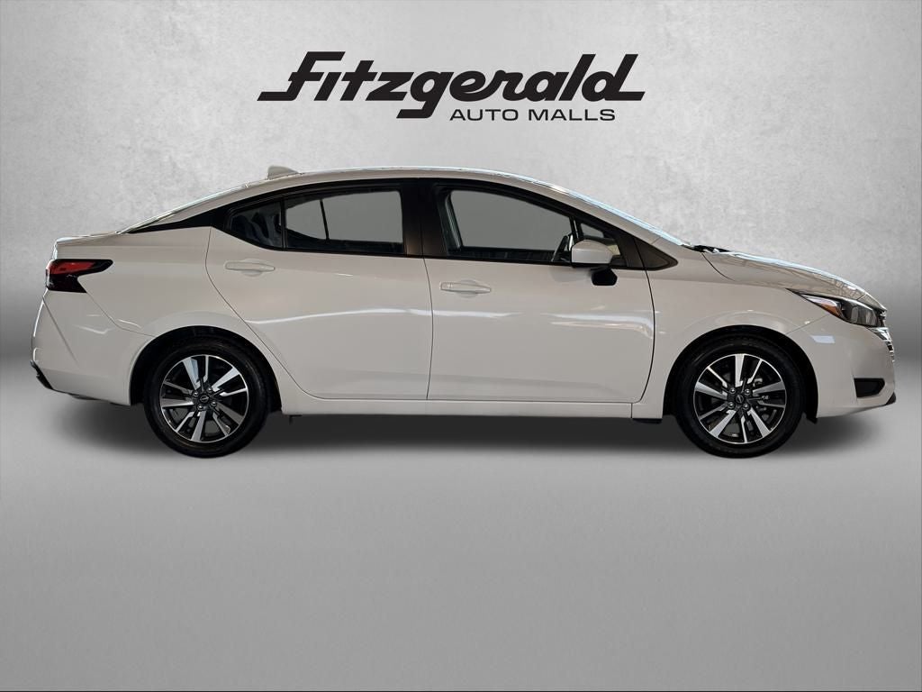 2023 Nissan Versa 1.6 SV