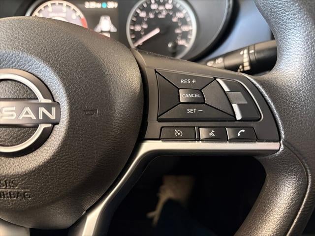 2023 Nissan Versa 1.6 SV