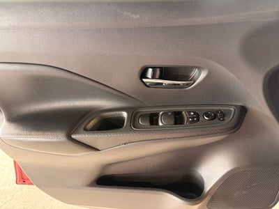 2020 Nissan Versa 1.6 SV