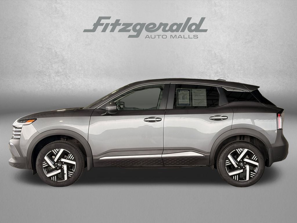 2025 Nissan Kicks MPV SV