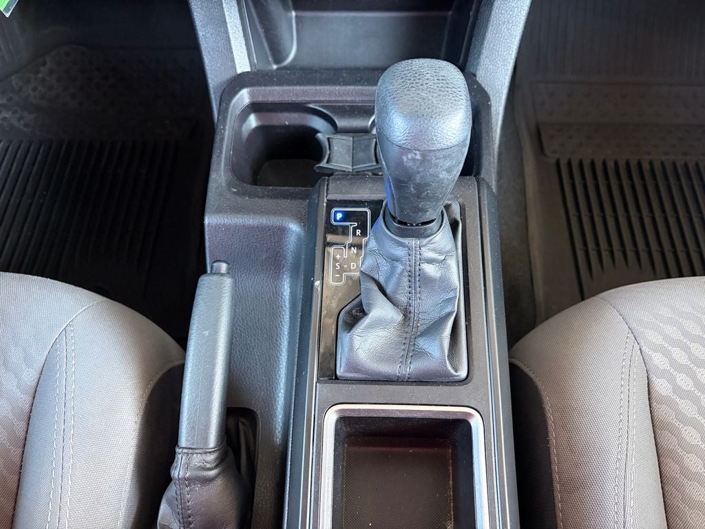 2023 Toyota TACOMA SR SR V6