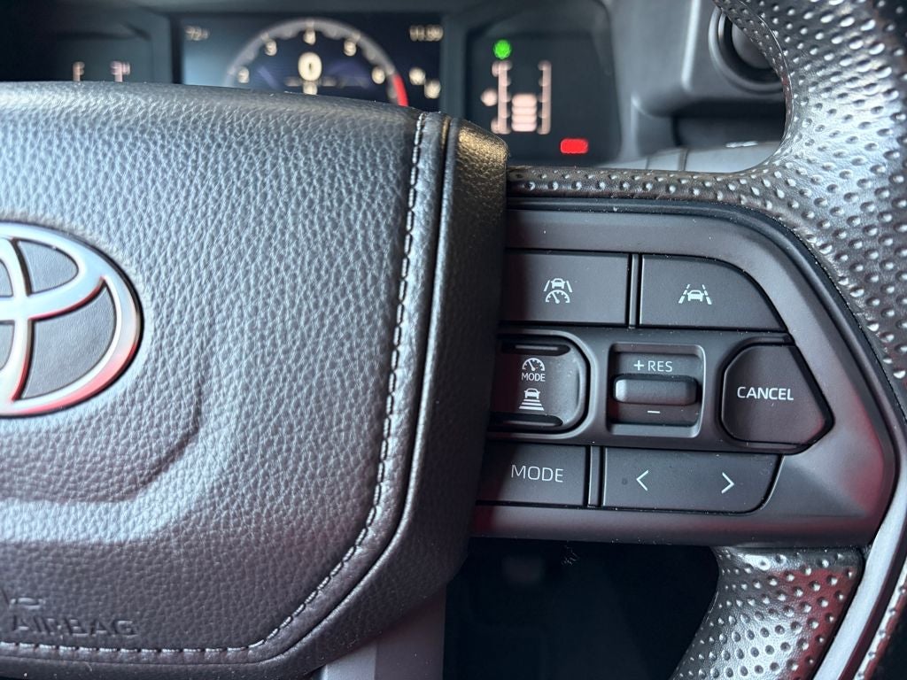 2025 Toyota TACOMA SR5 SR5