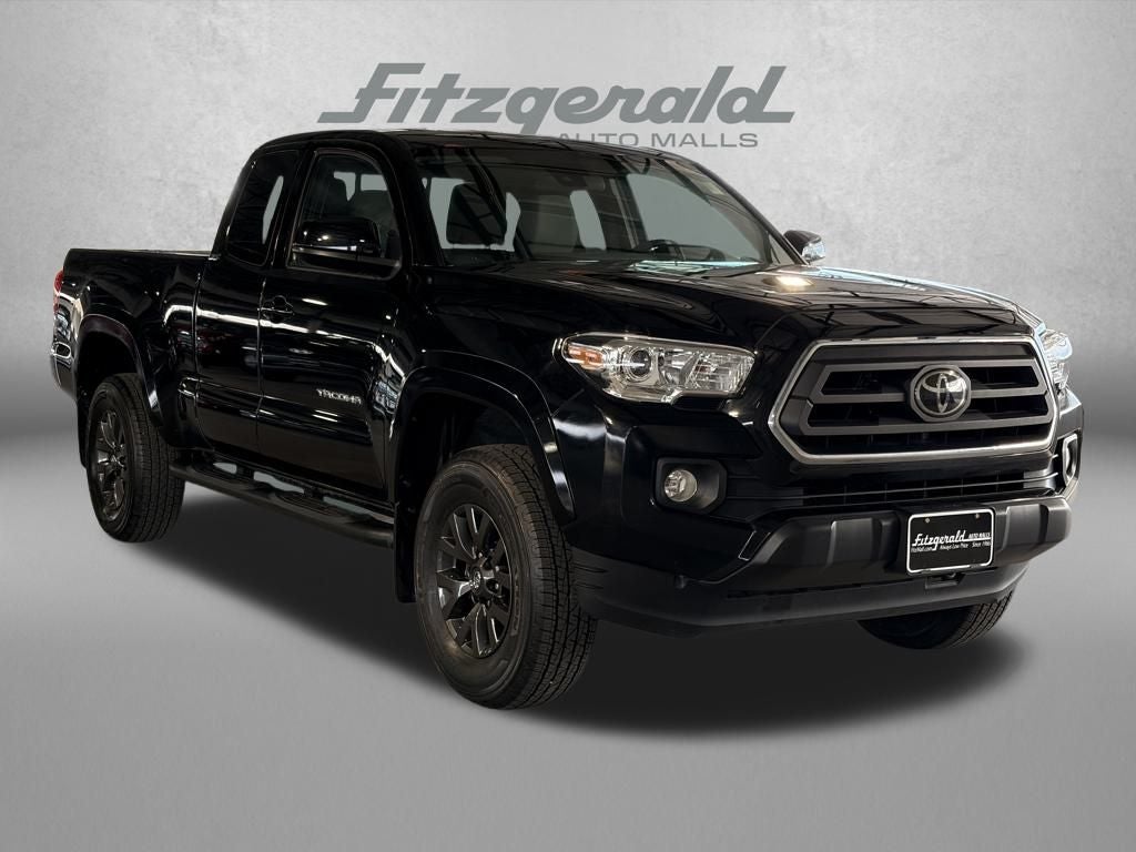 2022 Toyota TACOMA SR5 SR5