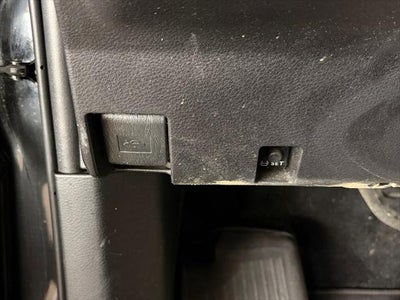 2022 Toyota TACOMA SR5 SR5