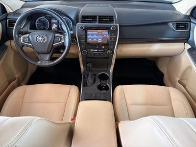 2017 Toyota CAMRY XLE