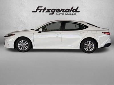 2025 Toyota CAMRY LE