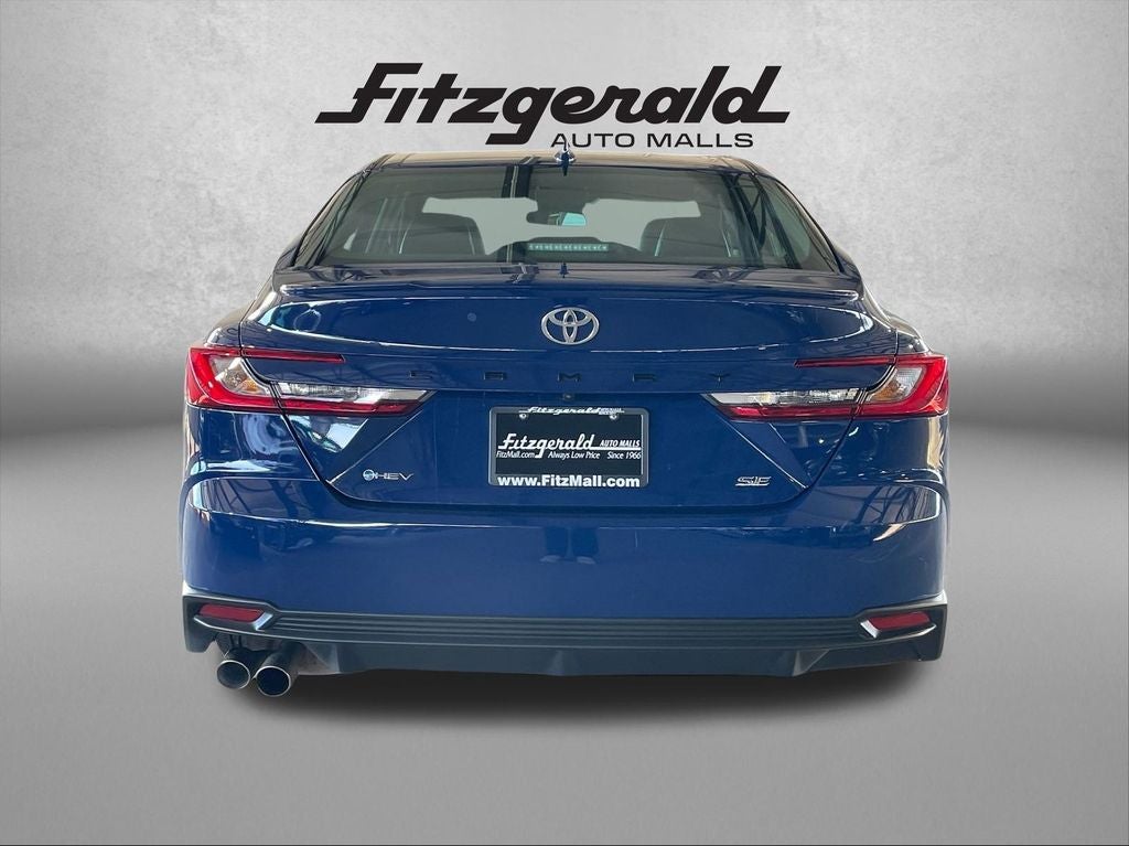 2025 Toyota CAMRY SE