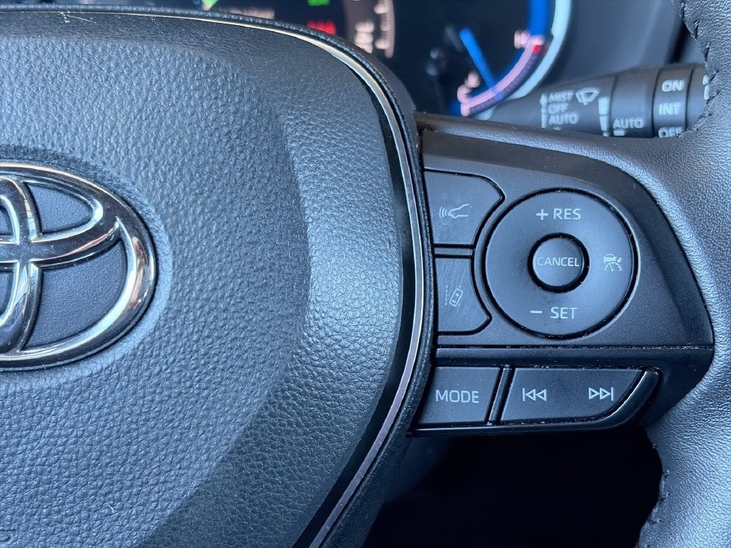 2024 Toyota RAV4 Hybrid SE