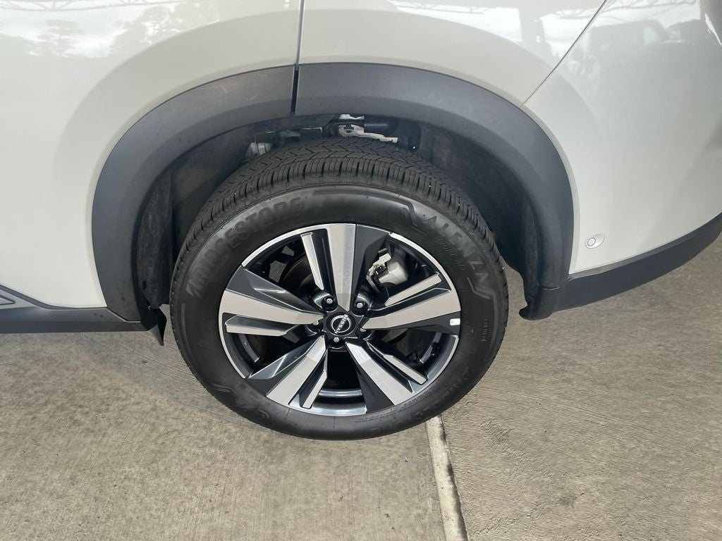 2026 Nissan Rogue SL