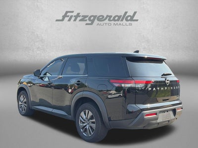 2023 Nissan Pathfinder S