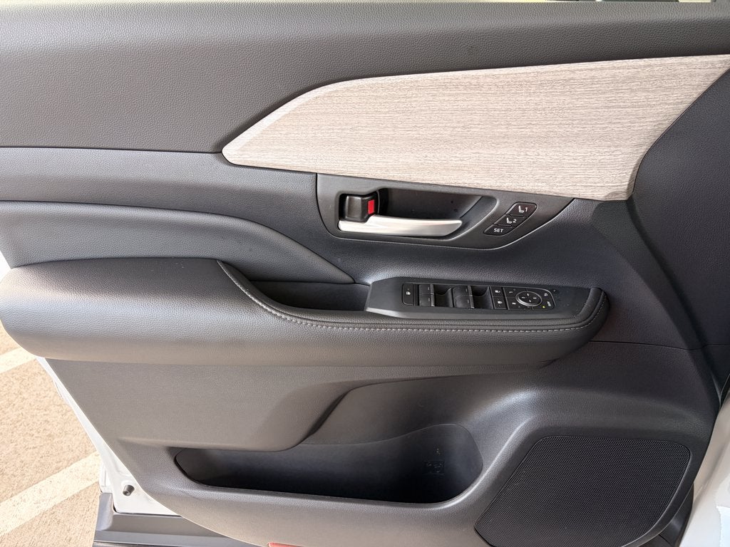 2025 Toyota Grand Highlander Hybrid Limited
