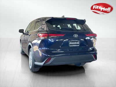 2022 Toyota HIGHLANDER LE