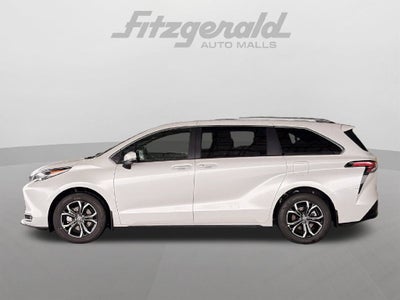 2026 Toyota Sienna Platinum 7 Passenger