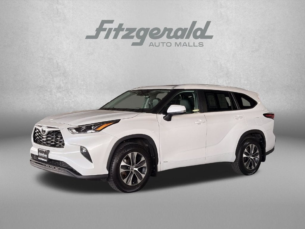 2025 Toyota Highlander Hybrid XLE