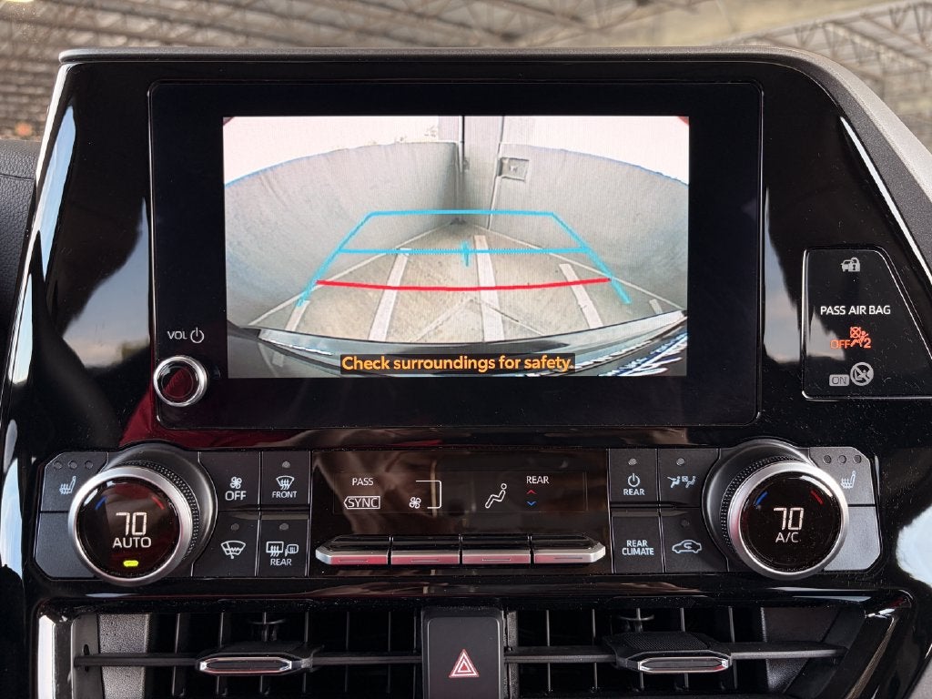 2025 Toyota Highlander XLE