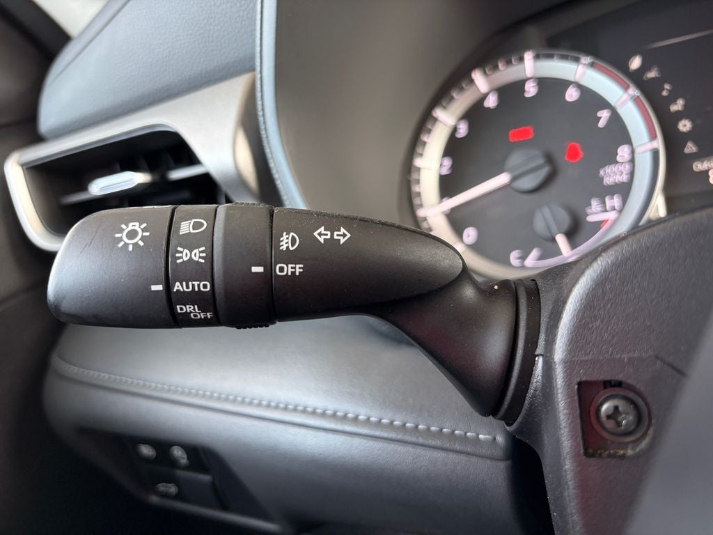 2025 Toyota Highlander LE