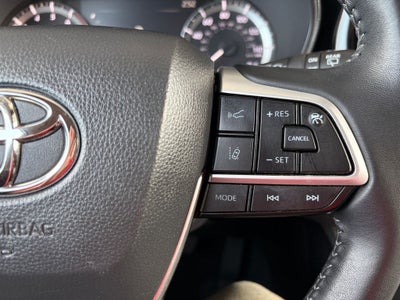 2025 Toyota Highlander LE