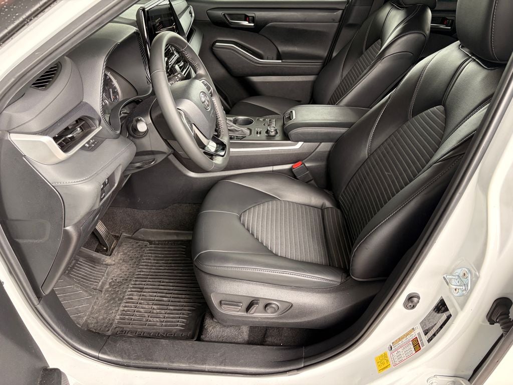 2024 Toyota HIGHLANDER XSE