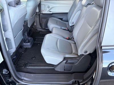 2024 Toyota Sienna XLE 8 Passenger