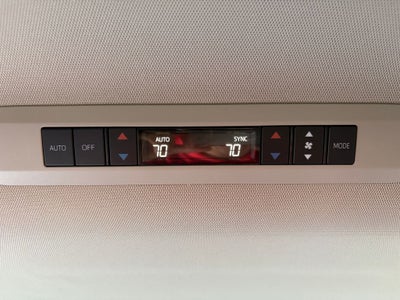 2024 Toyota Sienna XLE 8 Passenger