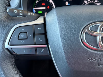 2024 Toyota Sienna XLE 8 Passenger