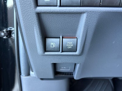 2024 Toyota Sienna XLE 8 Passenger
