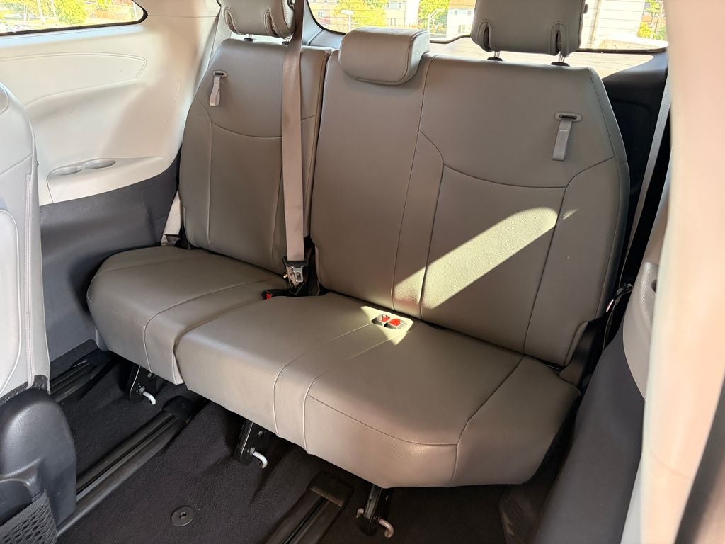 2023 Toyota Sienna XLE 7 Passenger