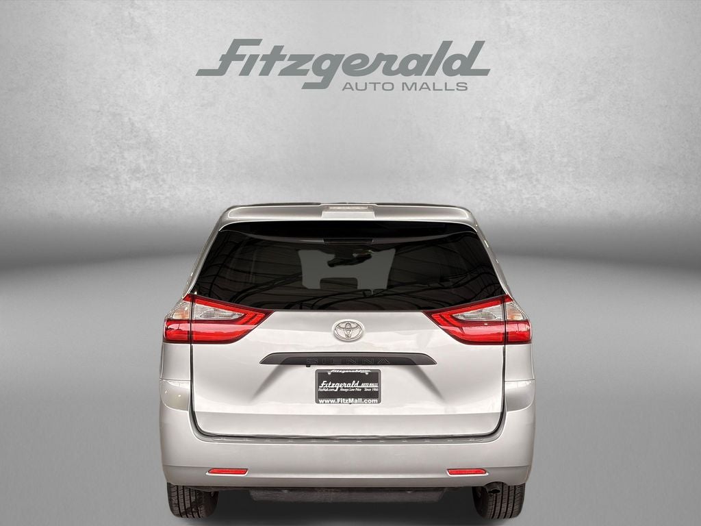 2020 Toyota Sienna L 7 Passenger