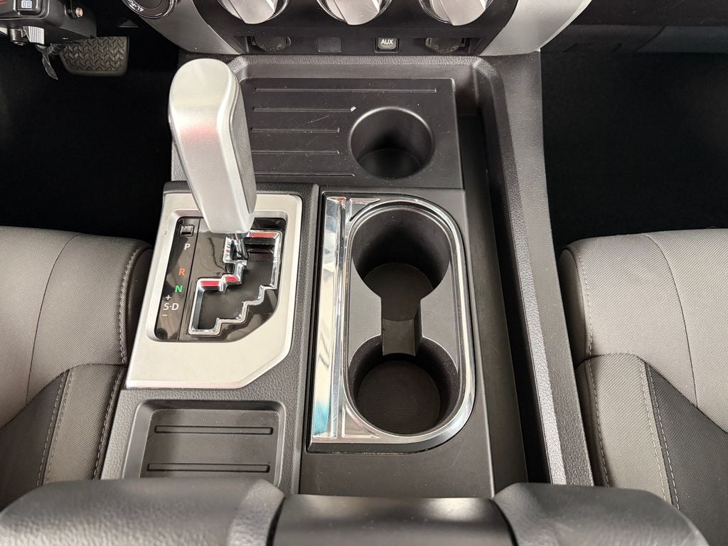 2015 Toyota TUNDRA 4X4 SR5 CrewMax
