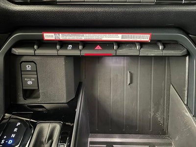 2025 Toyota TUNDRA 4X4 SR