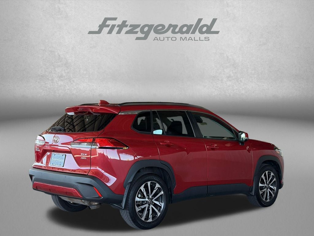 2024 Toyota Corolla Cross XLE