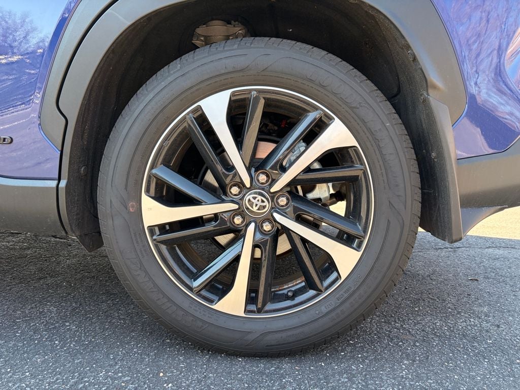 2023 Toyota Corolla Cross Hybrid XSE