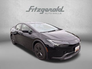 2025 Toyota Prius LE