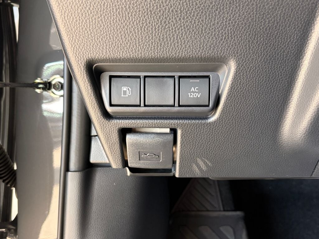 2026 Toyota PRIUS XSE XSE