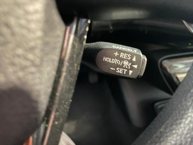 2021 Toyota Prius LE