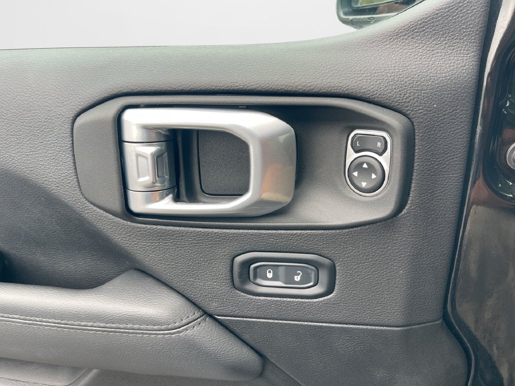 2023 Jeep Wrangler Altitude