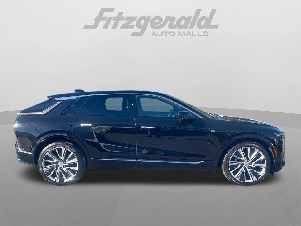 2025 Cadillac LYRIQ Luxury