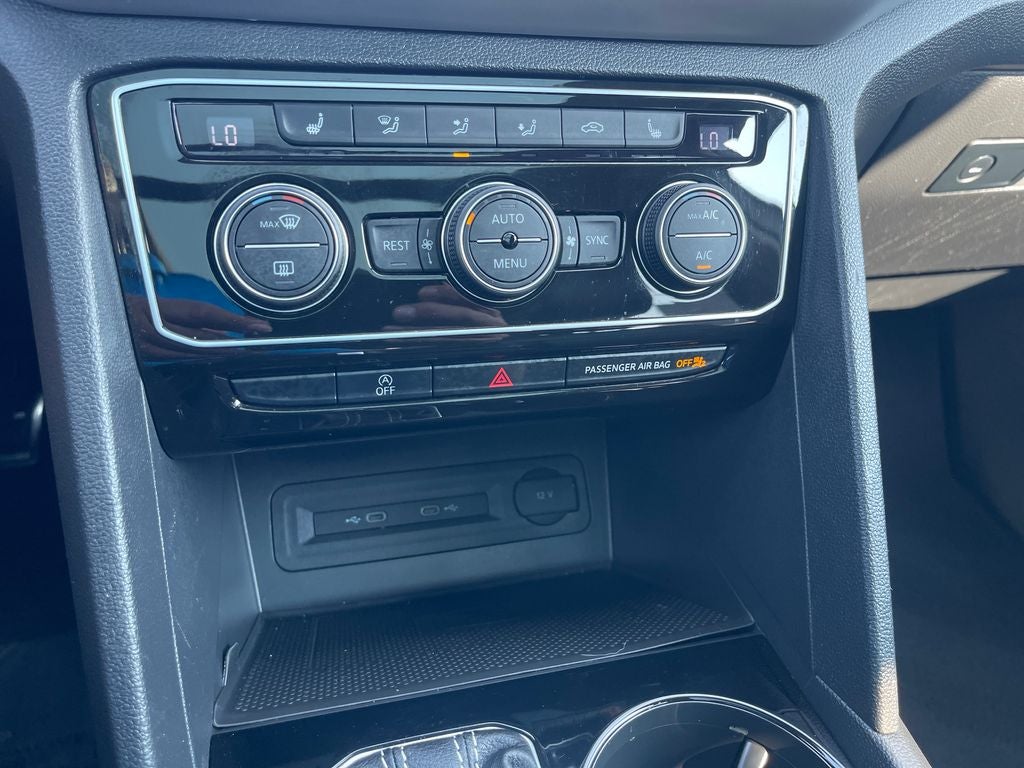 2023 Volkswagen Atlas 3.6L V6 SEL R-Line