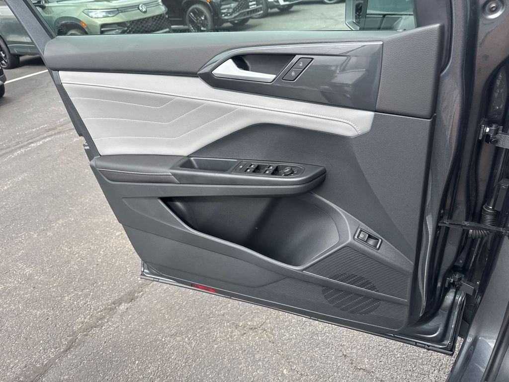 2024 Volkswagen Taos 1.5T SEL