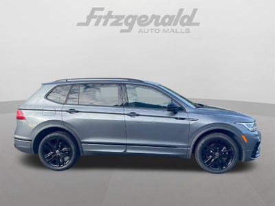 2022 Volkswagen Tiguan 2.0T SE R-Line Black